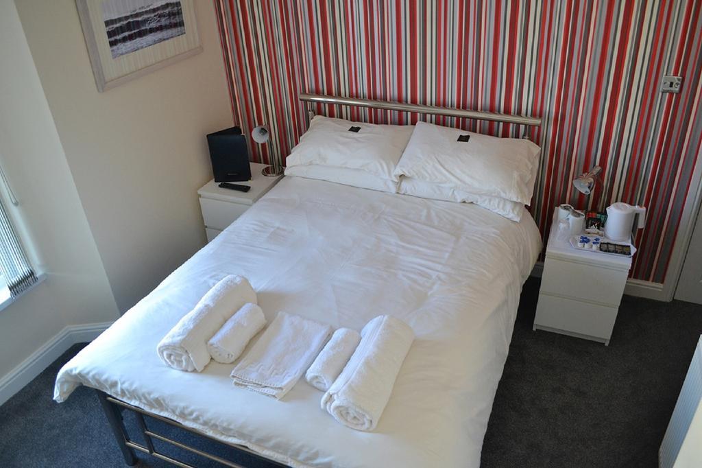 White Rose Guest House Тенбі Номер фото
