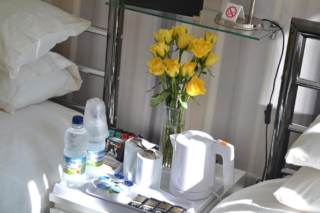 White Rose Guest House Тенбі Номер фото
