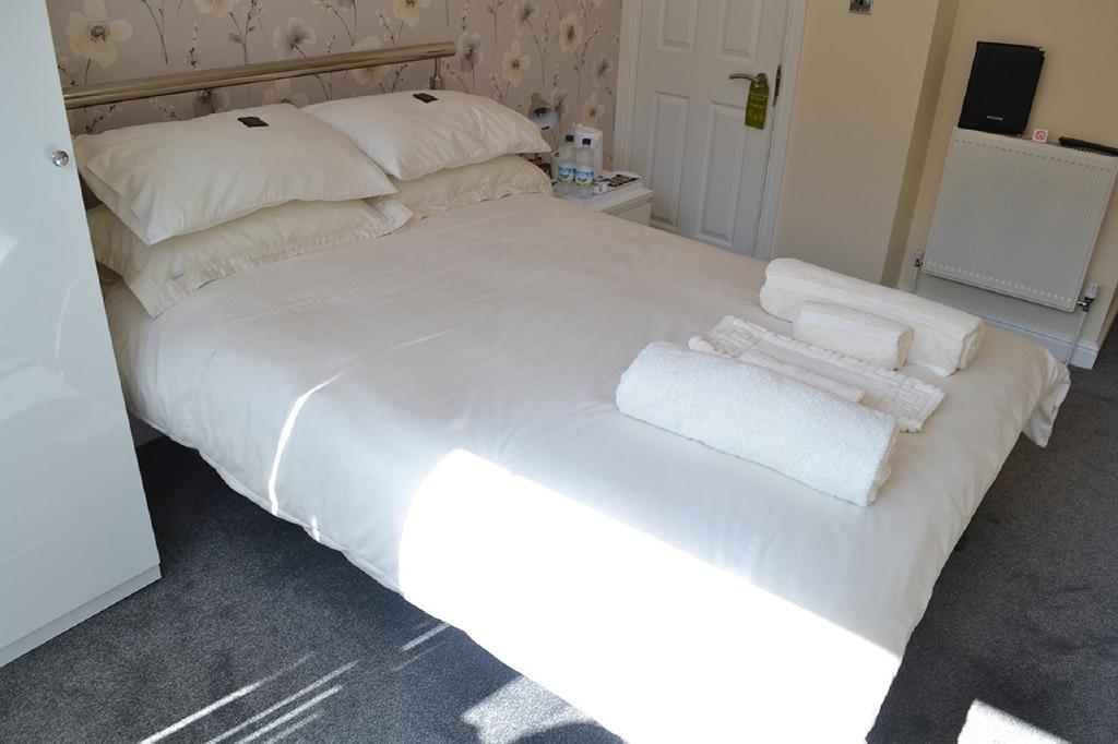 White Rose Guest House Тенбі Номер фото